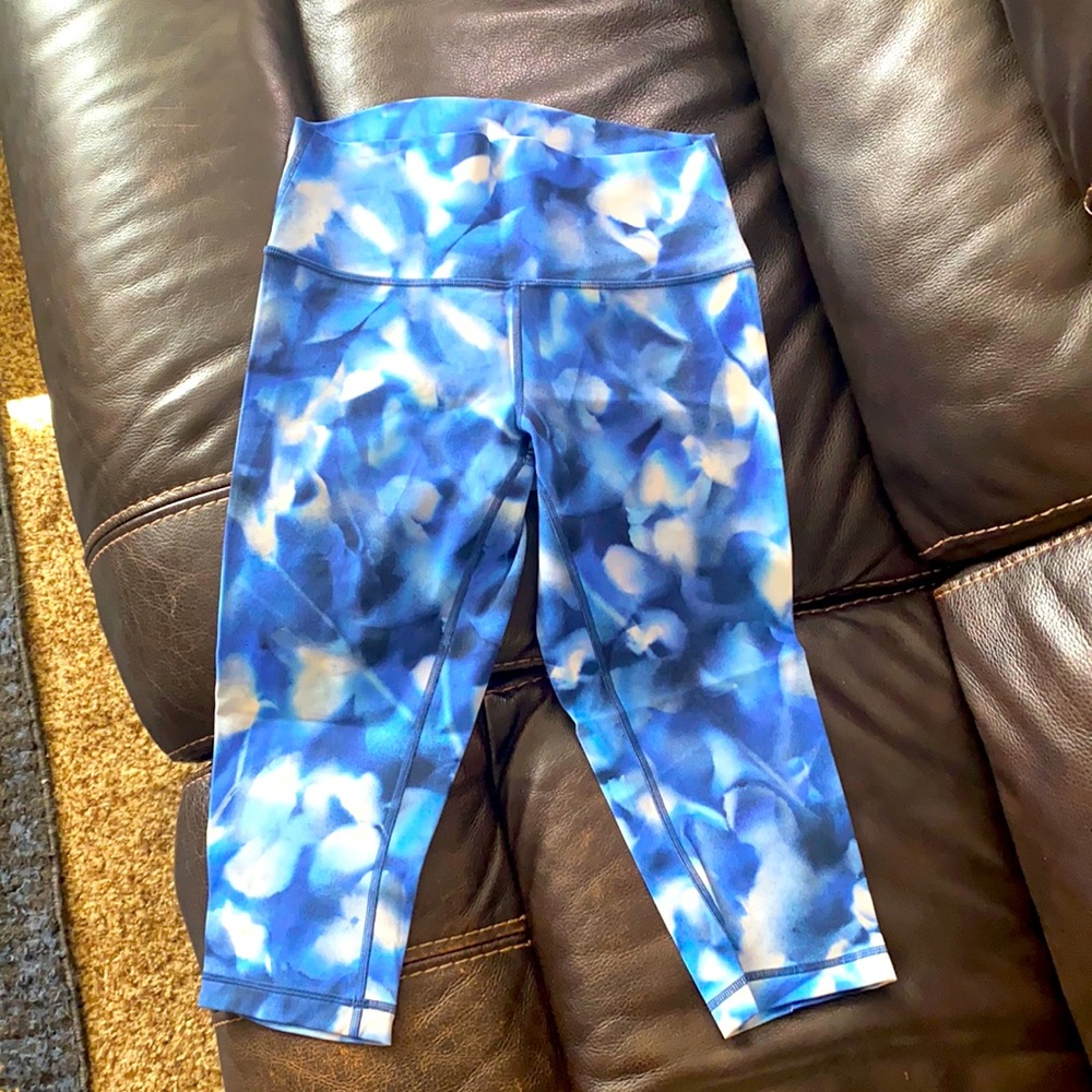 Lululemon 5/8 Leggings